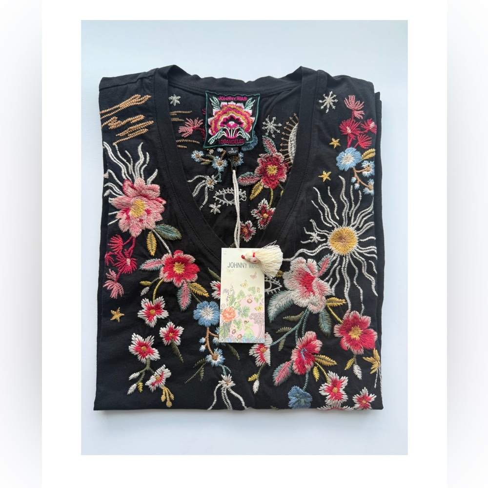 Lissa Flutter Sleeve Tee - Picture 2 of 4